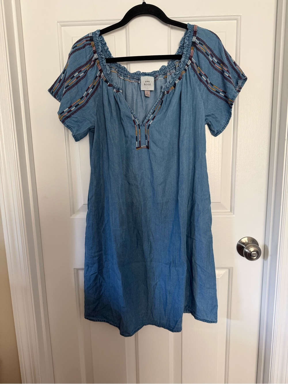 Knox Rose Chambray Embroidered Shift Dress L 100% Lyocell Boho Short Sleeve